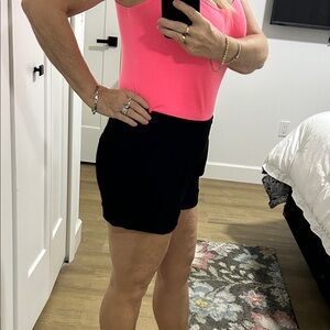 EXPRESS Dressy Black Cuffed Shorts |Size 8